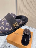 Louis Leather Vuitton unisex sandal shoes HG26100235