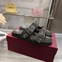 Gucci Leather men sandal shoes HG26091633