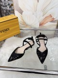 Fendi Leather women sandal shoes HG26101632