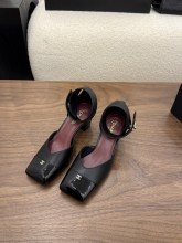 Chanel Leather women flat shoes HG26083109