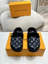 Louis Leather Vuitton women sandal shoes HG26100244