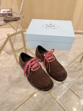 Prada Leather women flat shoes HG26100905