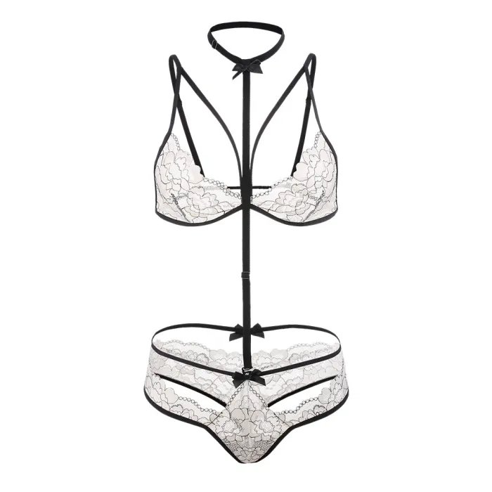 Underwired Lace Triangle Bra &G-String Set