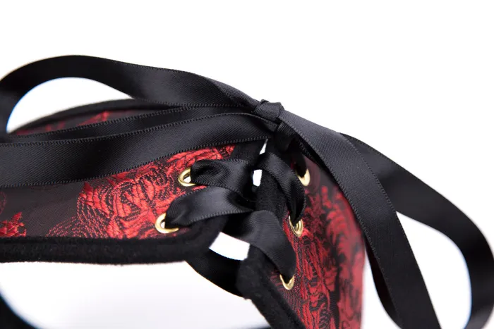 Royal Restraint Collar