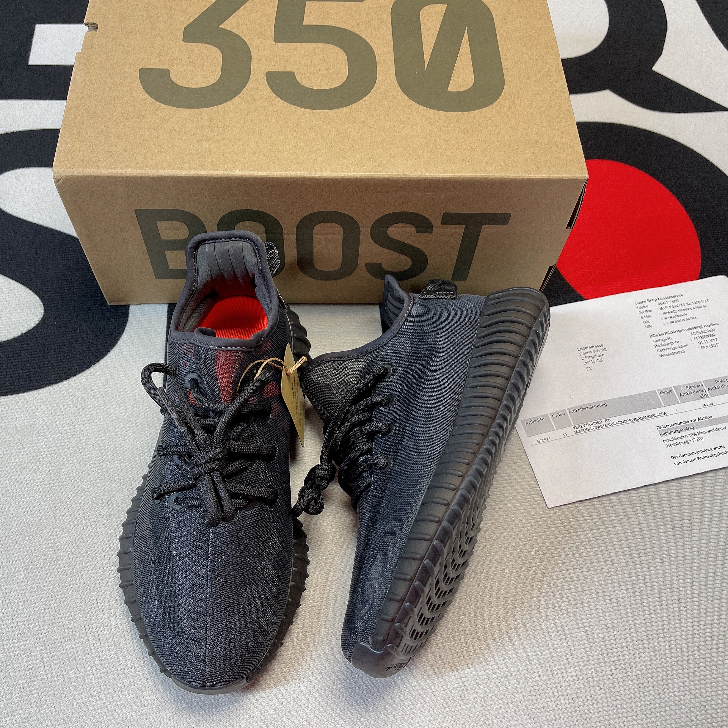 yeezy mono cinder box