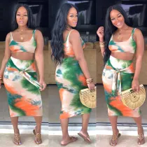 Women paint dress