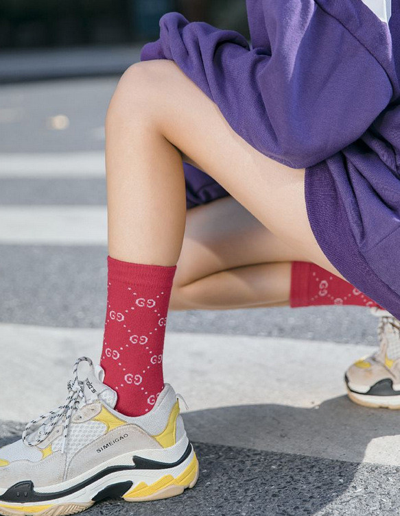 New European and American big brand G with the letter female socks explosion models cotton net red stockings fashion magazine socks