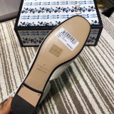、2019 new fashion casual trend joker women's shoes flat bottom baotou half slippers