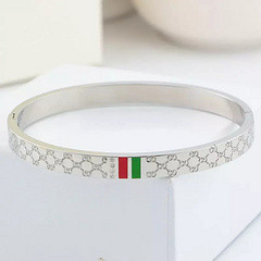 Europe and the United States with the titanium steel red and green bar ring women models rose gold accessories jewelry