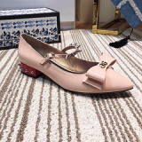 2019 spring and summer new pointed butterfly rivet word with wild black flat women's shoes