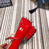 2019 spring and summer new pointed butterfly rivet word with wild black flat women's shoes