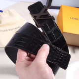 crocodile without stitching with original single letter metal buckle