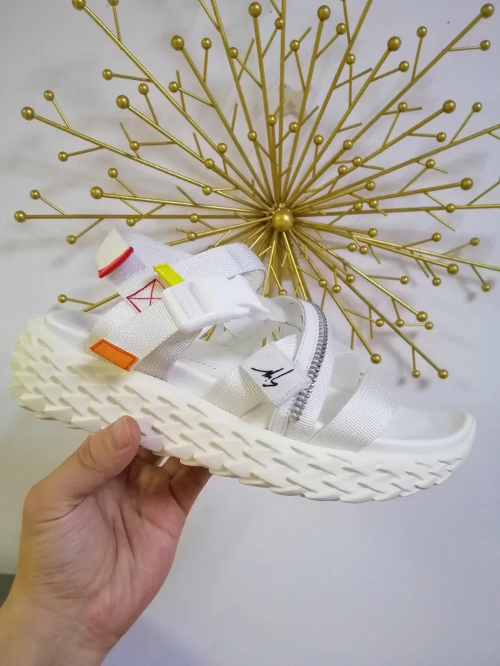 Summer leather luxury sports flat sandals zipper decorative platform Roman for men and women