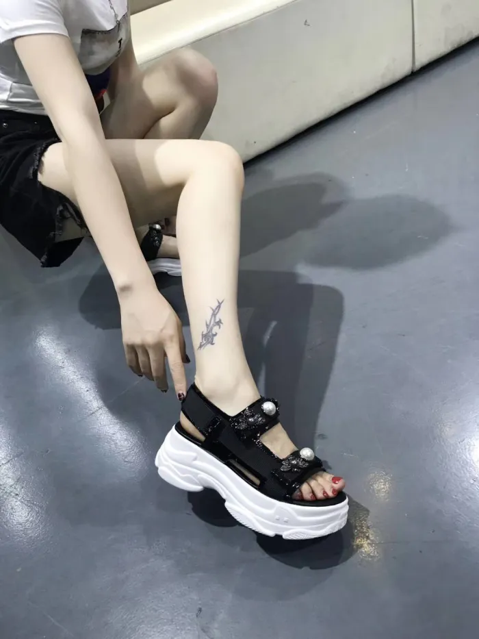 Summer pearl open toe leather thick-soled sponge cake Rome increased sandals women