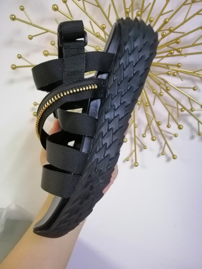Summer leather luxury sports flat sandals zipper decorative platform Roman for men and women