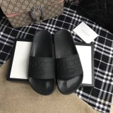 couple slippers with a word