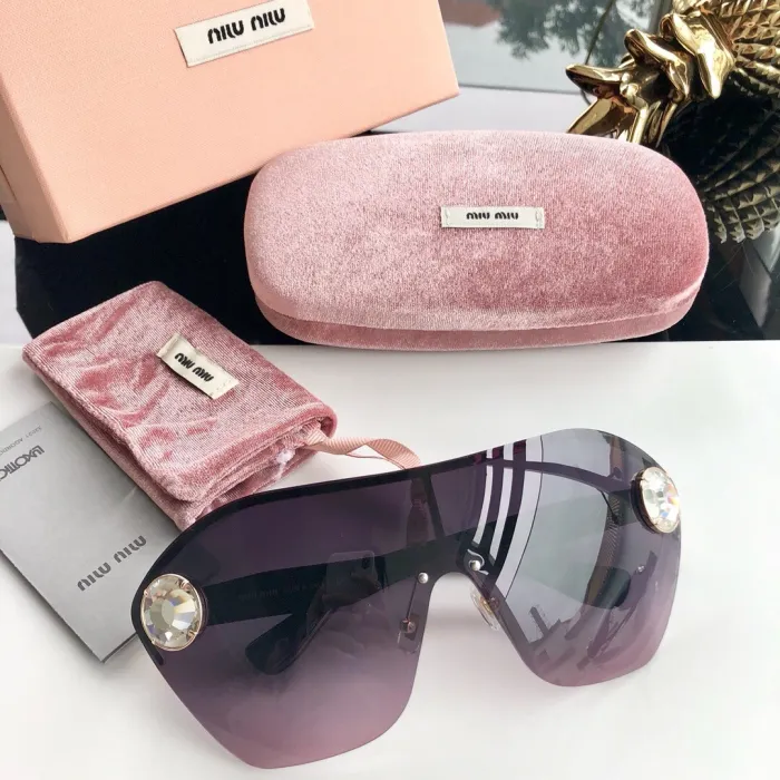 Sunglasses female round face slimming