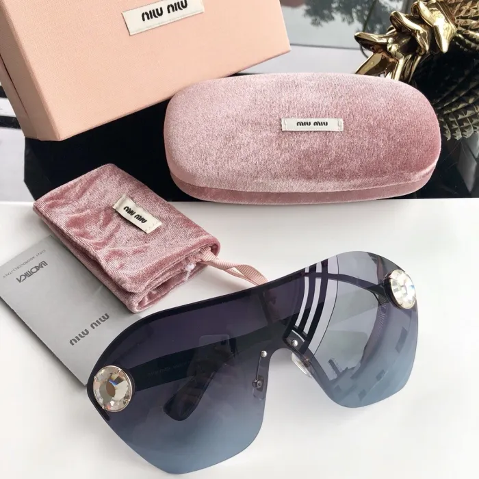 Sunglasses female round face slimming