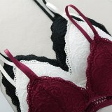 Sexy Lace Bra Seamless Wireless With Pads Thin Underwear Black/White Deep V Sexy Lingerie Soft Bras For Women Brallete