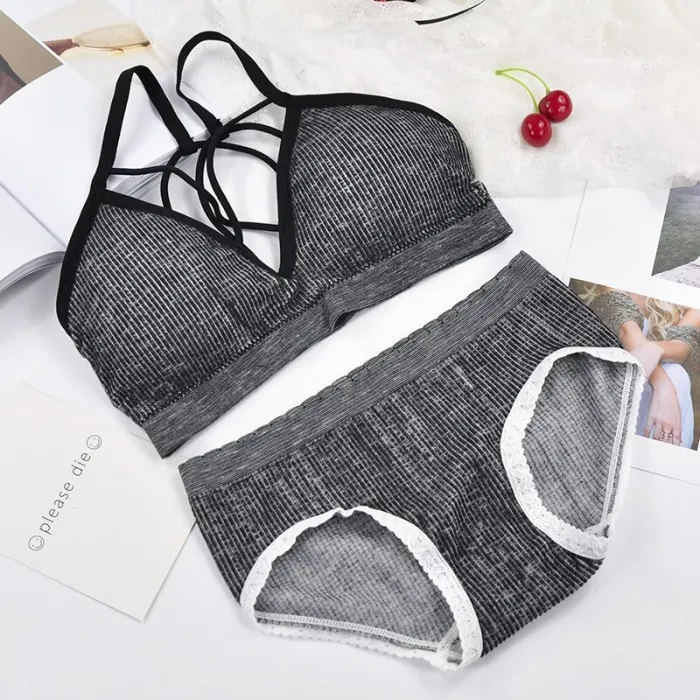 Seamless Active Bra  Set Fashion Bra Briefs Set For Women Lingerie Push Up Bralette With Pads Free Siz Sports Underwear Set