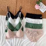 French women's lace sexy lace bra seamless deep V lace thin wireless bra triangle cup underwear sexy female underwear soft bra