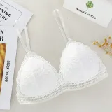 Sexy Lace Bra Seamless Wireless With Pads Thin Underwear Black/White Deep V Sexy Lingerie Soft Bras For Women Brallete