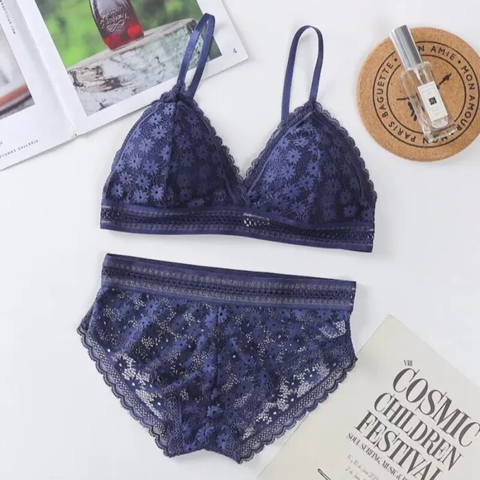French women's lace sexy lace bra seamless deep V lace thin wireless bra triangle cup underwear sexy female underwear soft bra