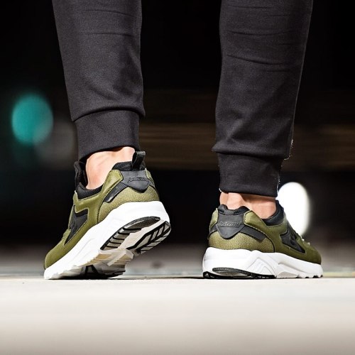 Original Running Shoes Retro Sport Sneakers For Men Light Runing Culture Shoes