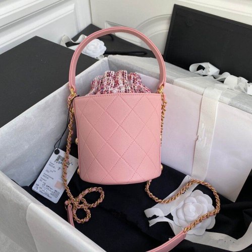 2020 handbags Famous brand luxury designer real Leather Lady bag size:17.13.13cm