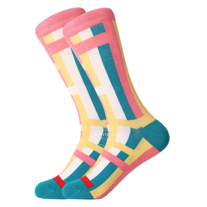 MYORED 2019 date men dress color comfortable pair roller skateboard for causal reason funny wedding socks socks shark geometry