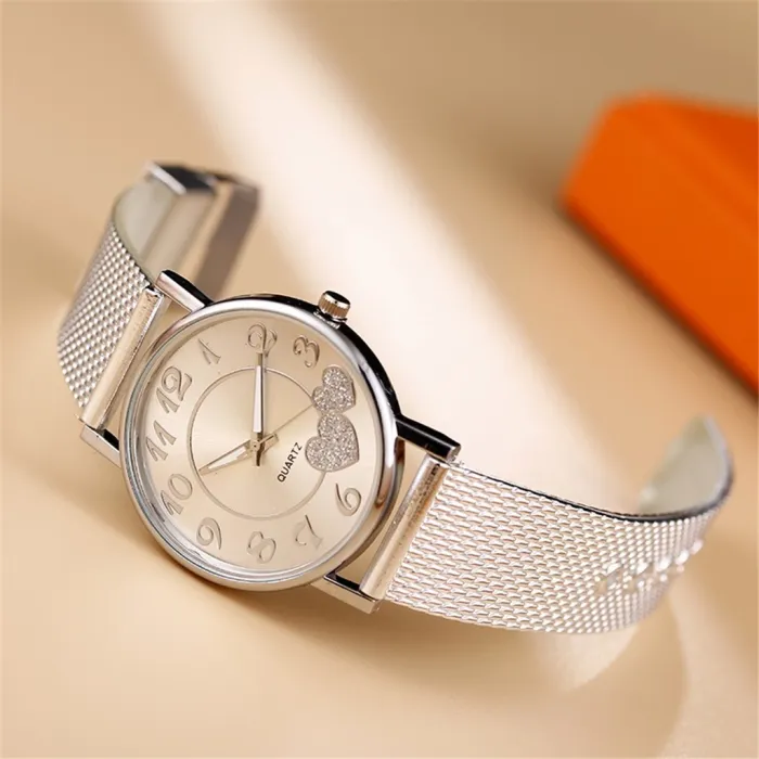 The Latest Top Watch Fashion Women Mesh Belt Watch Wild Lady Creative Gift