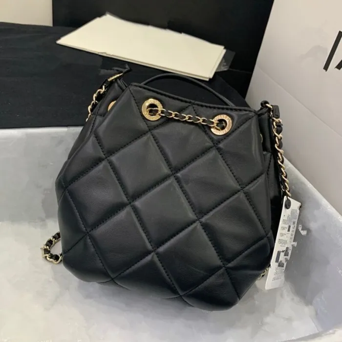 2020  handbags Famous brand luxury designer real Leather Lady bag louis bag size:23cm and 18cm
