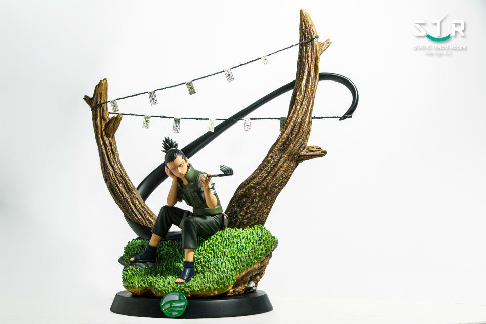 str guy resin statue