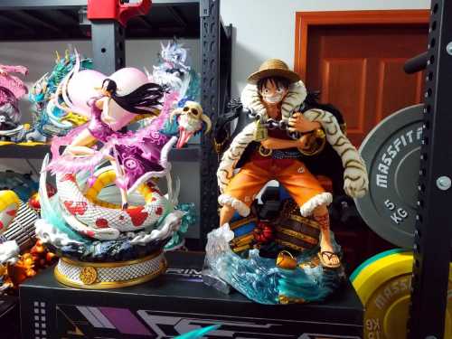 In Stock Unique Art One Piece Monkey D Luffy Log Collection 1 4 Scale Copyright Resin