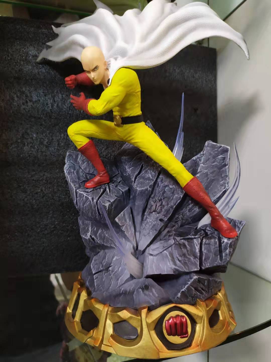 one punch man resin statue