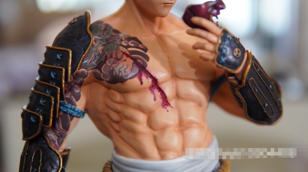samurai trunks statue