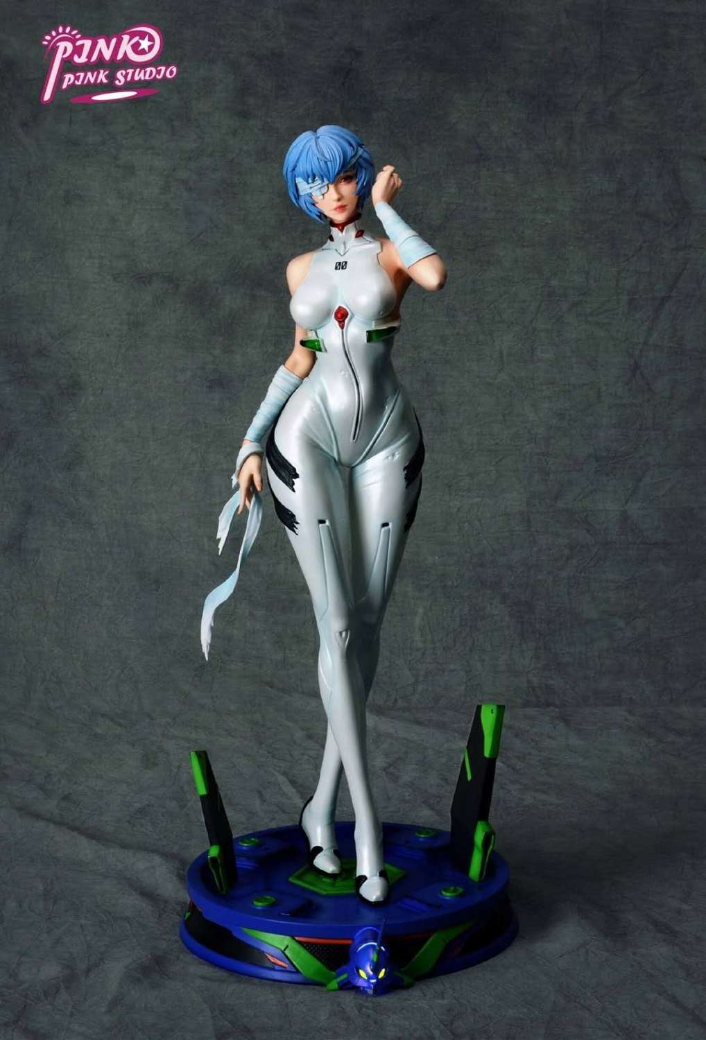 eva 1 statue