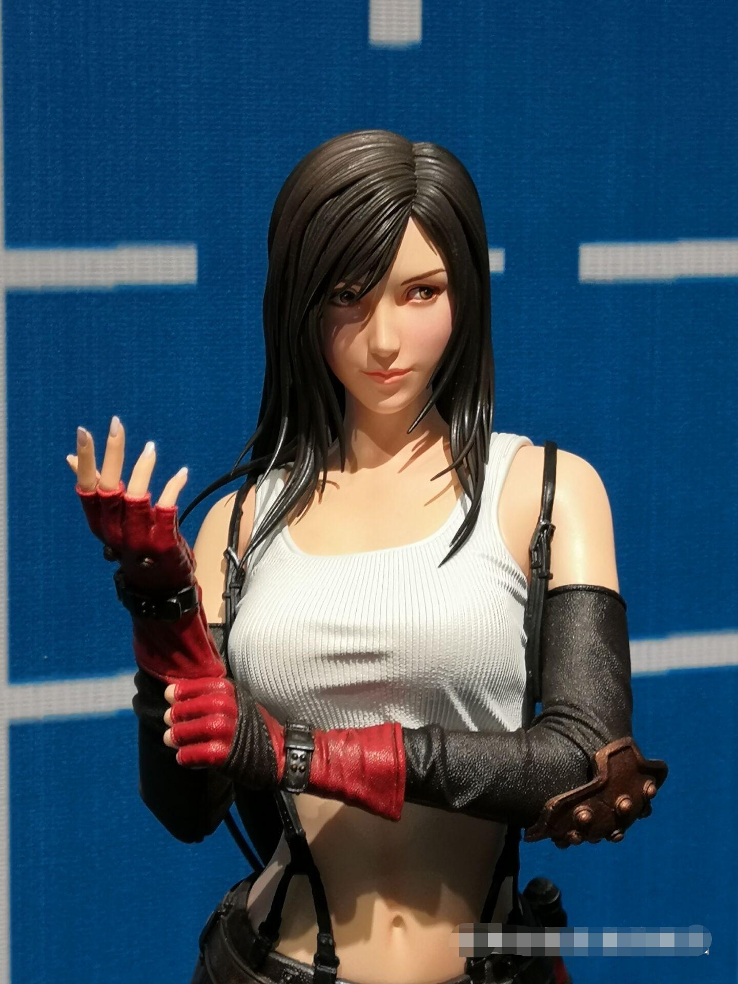 tifa figure nude