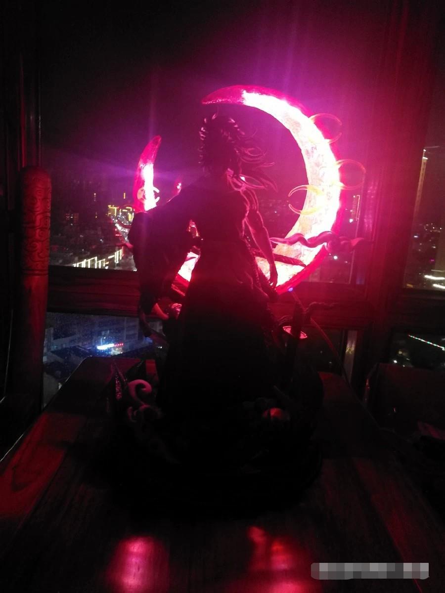 demon slayer kokushibou statue