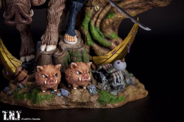 inosuke resin statue